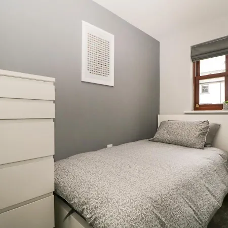 Holiday home Andra Ghyll